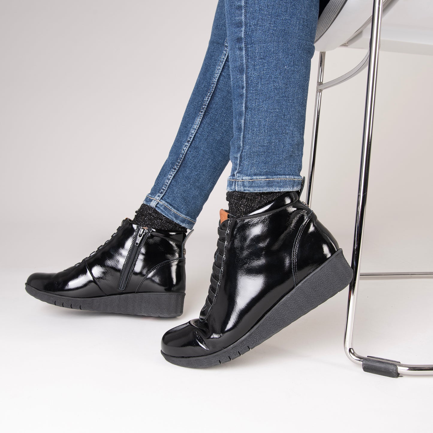 FLEXY - Zapatillas abotinadas CHAROL NEGRO