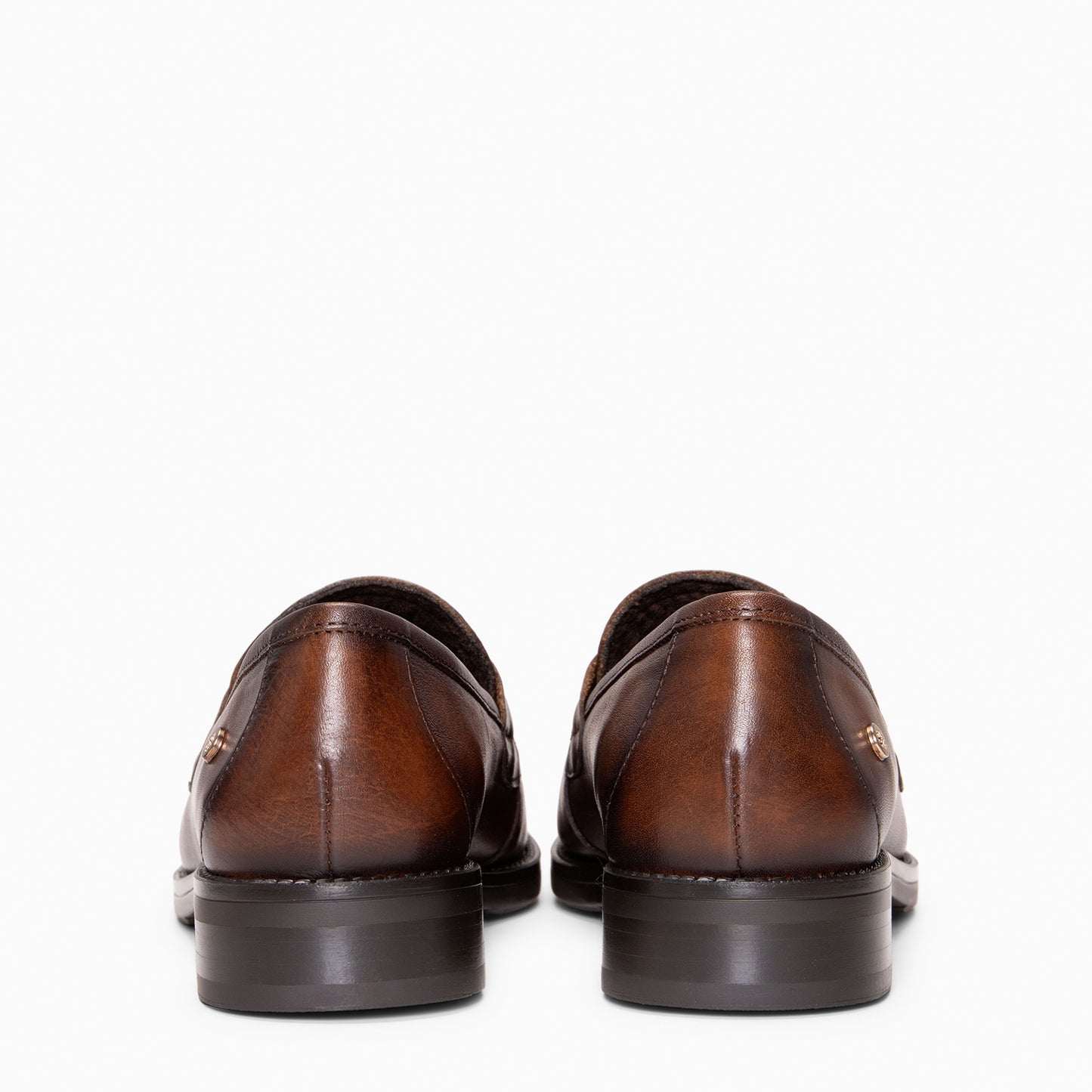 NARA - Mocasín de piel con borlas CUERO