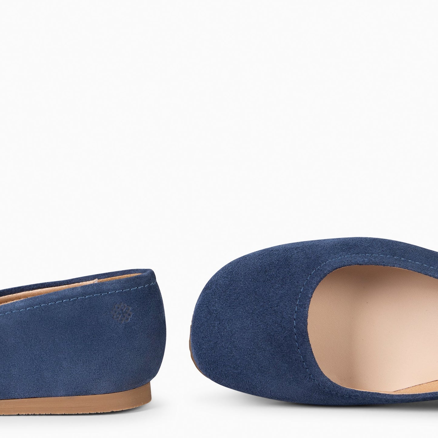 JAZMÍN - MERCEDITA PLANA ESTILO BARESOFT JEANS