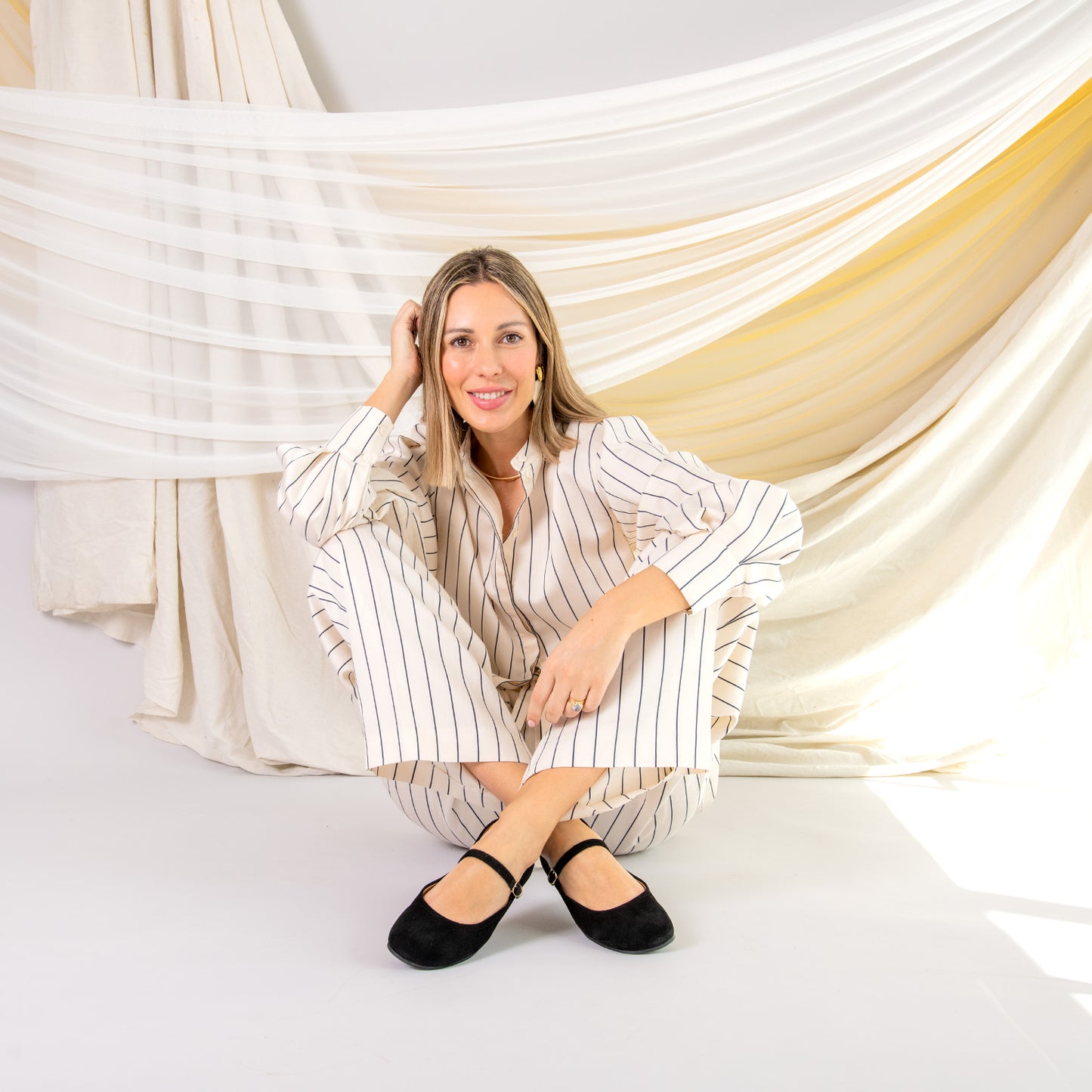 JAZMÍN - MERCEDITA PLANA ESTILO BARESOFT NEGRO