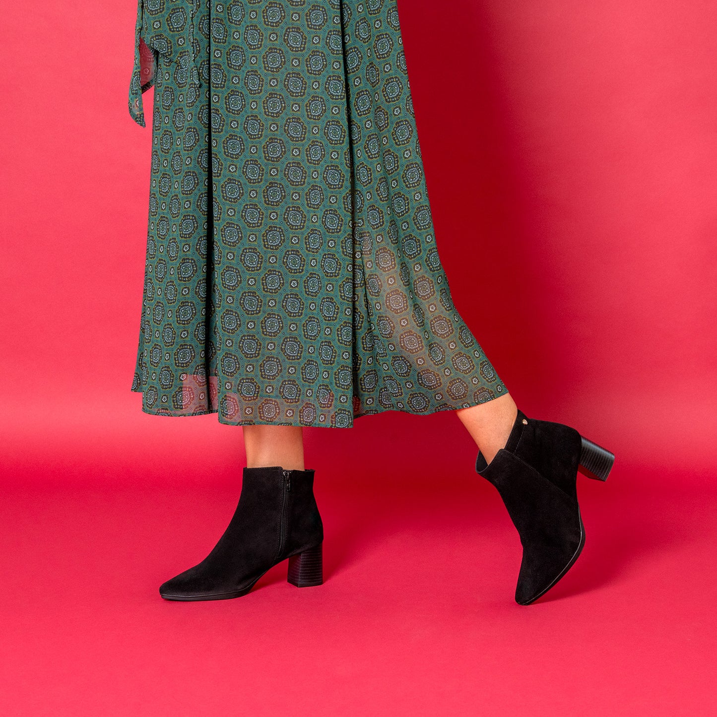 CITY - Botines de tacón ancho y punta fina NEGRO