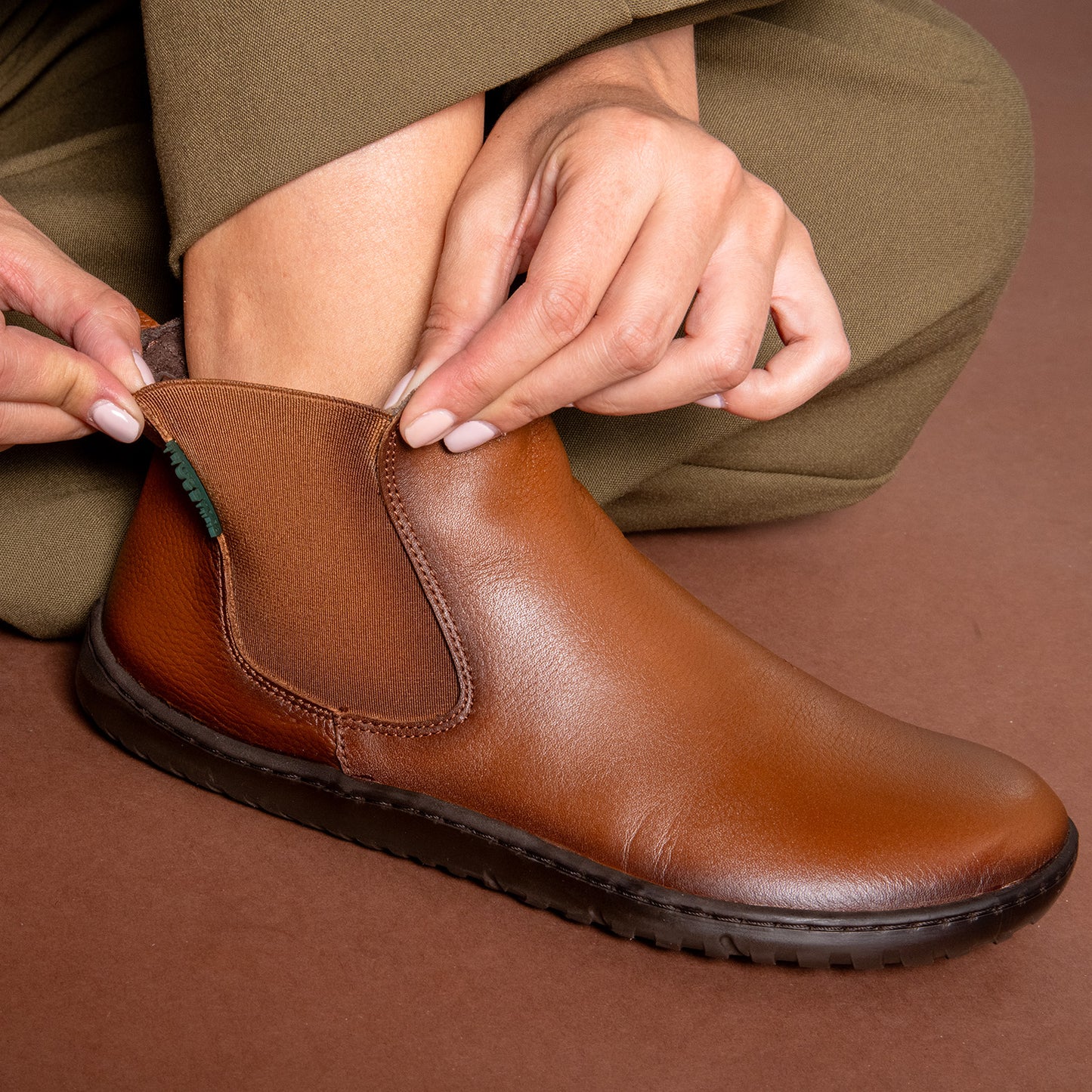 SAND -Botines tipo barefoot con elástico TAUPE