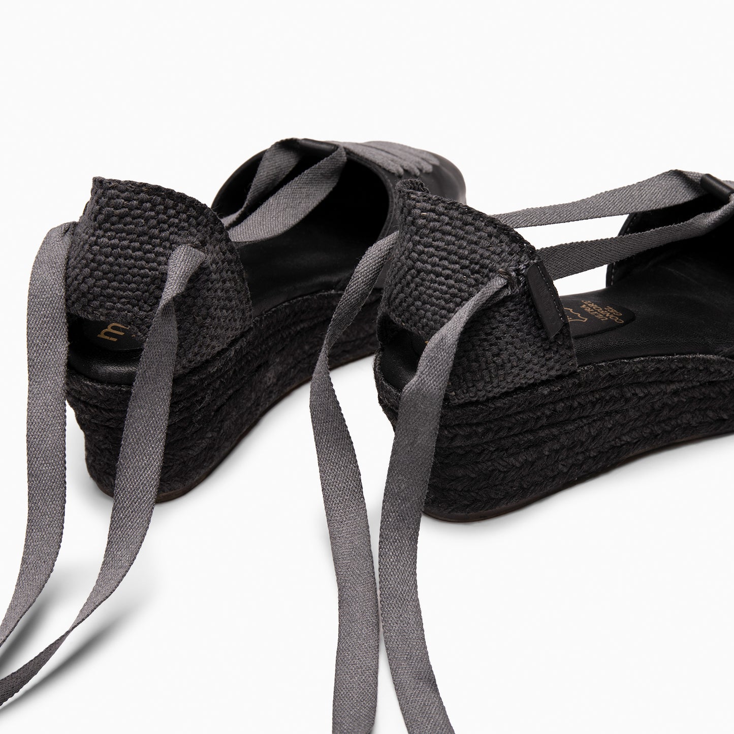 NOJA - Cuñas de esparto con tintado natural NEGRO
