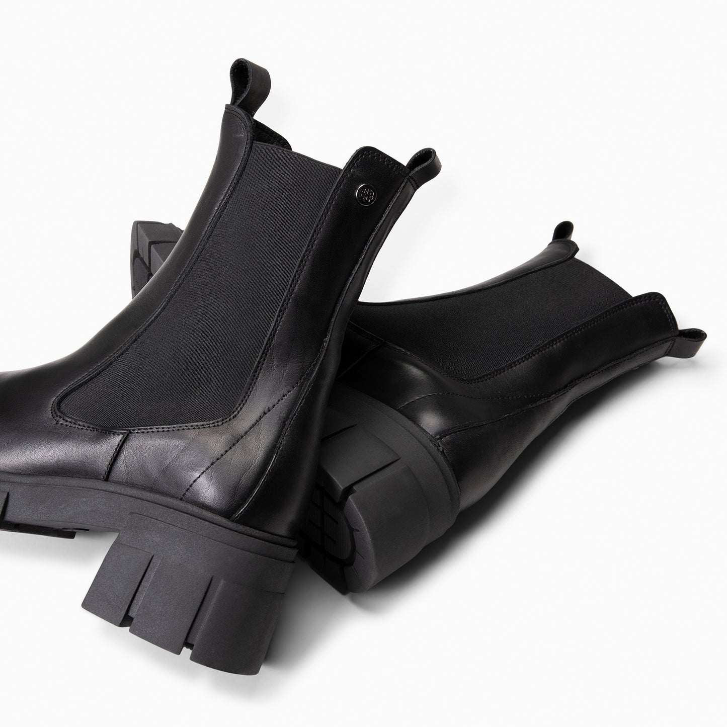 LUCIA - Botines Chelsea con plataforma NEGRO