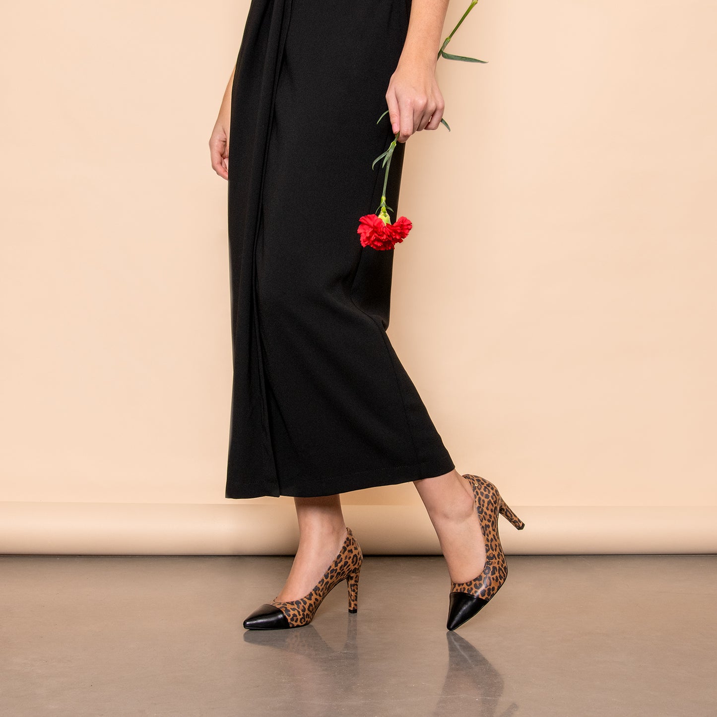 LILLY – Zapato de tacón alto y puntera LEOPARDO