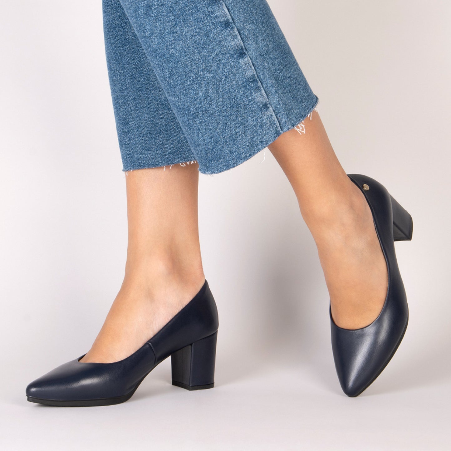 URBAN S SALÓN - Zapatos de tacón medio de napa MARINO