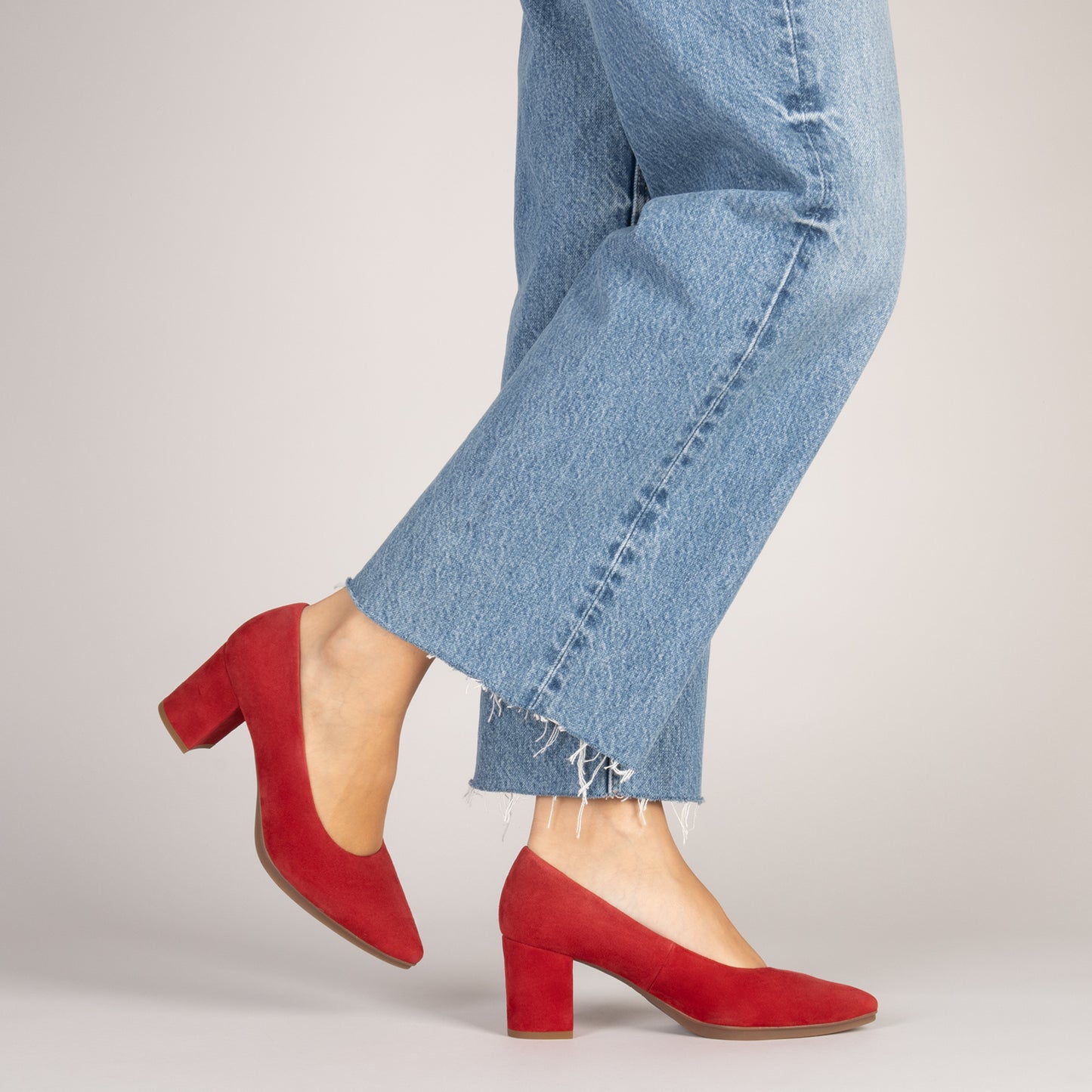 URBAN S - Zapatos de tacón medio de ante en ROJO