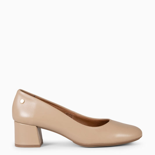 URBAN REDONDO SALÓN – Sapatos de salto baixo em napa BEIGE