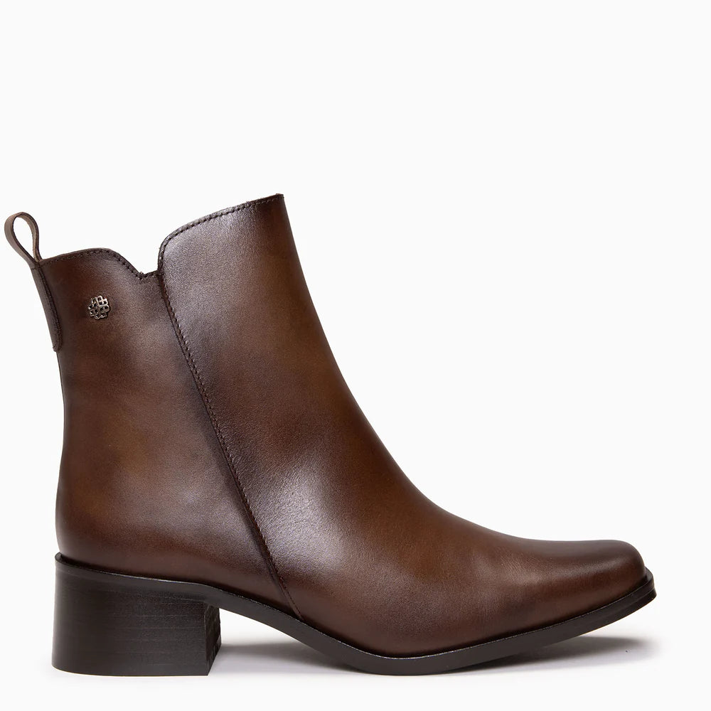 BERLIN – Botines bajos de mujer de piel CUERO