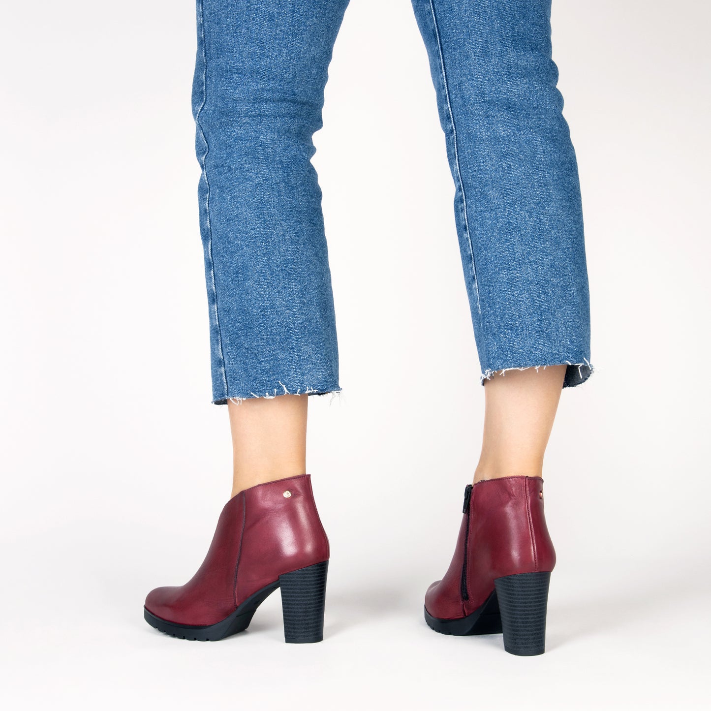 CLASSIC - Botins femininos com salto BORGONHA