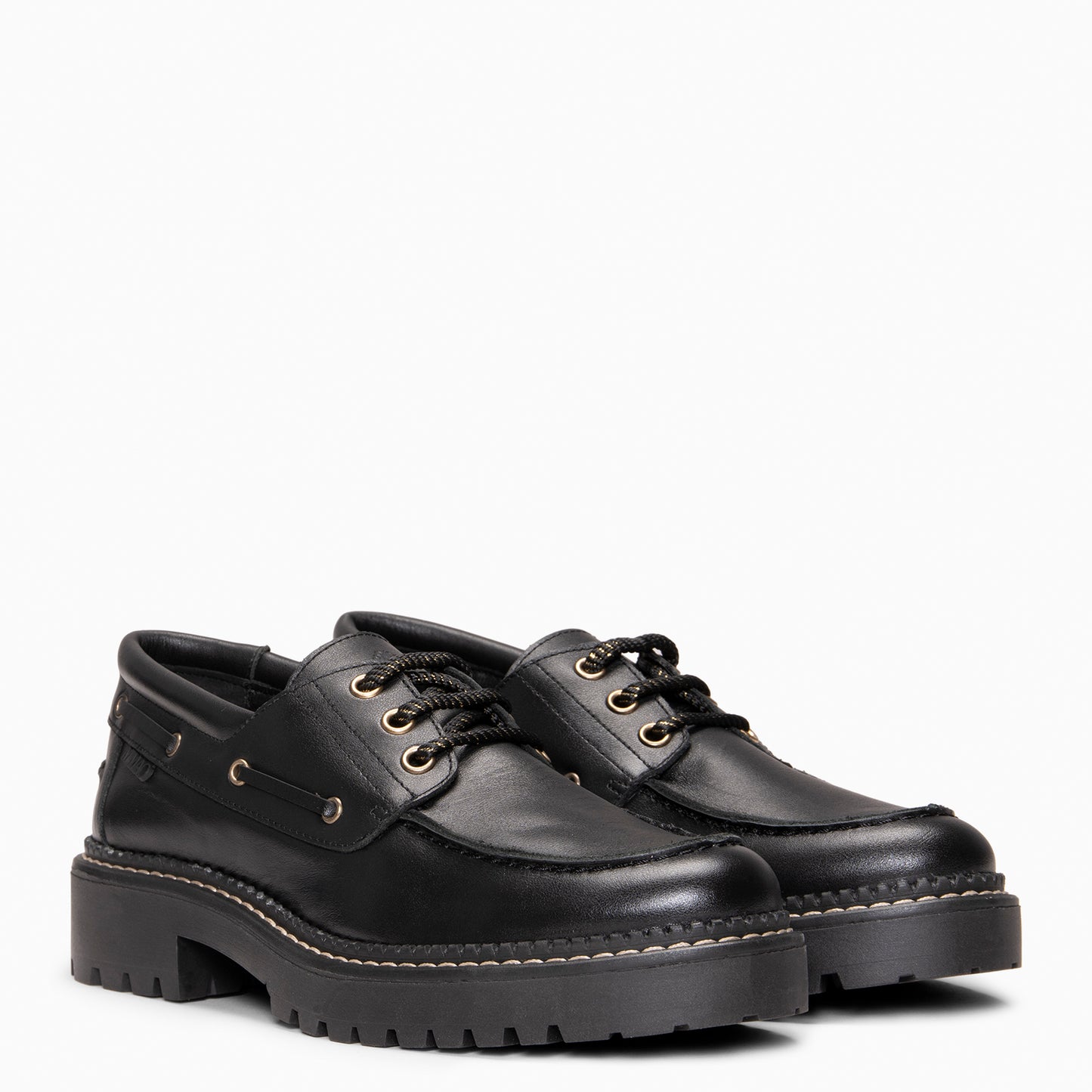 ADAMS - Náuticos de piel con suela track NEGRO