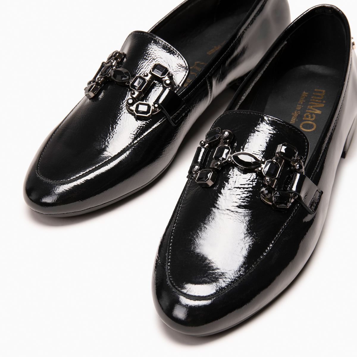 DORIAN - Mocasines de piel charol con hebilla barroca engastada NEGRO