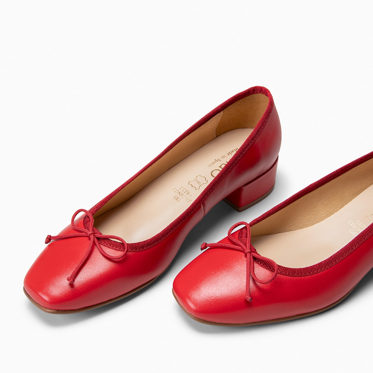 OPERA – Bailarinas con tacón ROJO