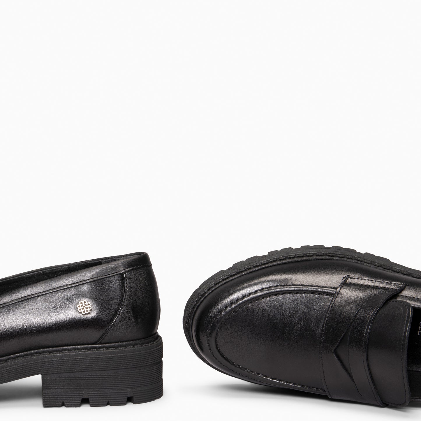 TRAVIS - Mocasin de piel de napa cepillada  NEGRO