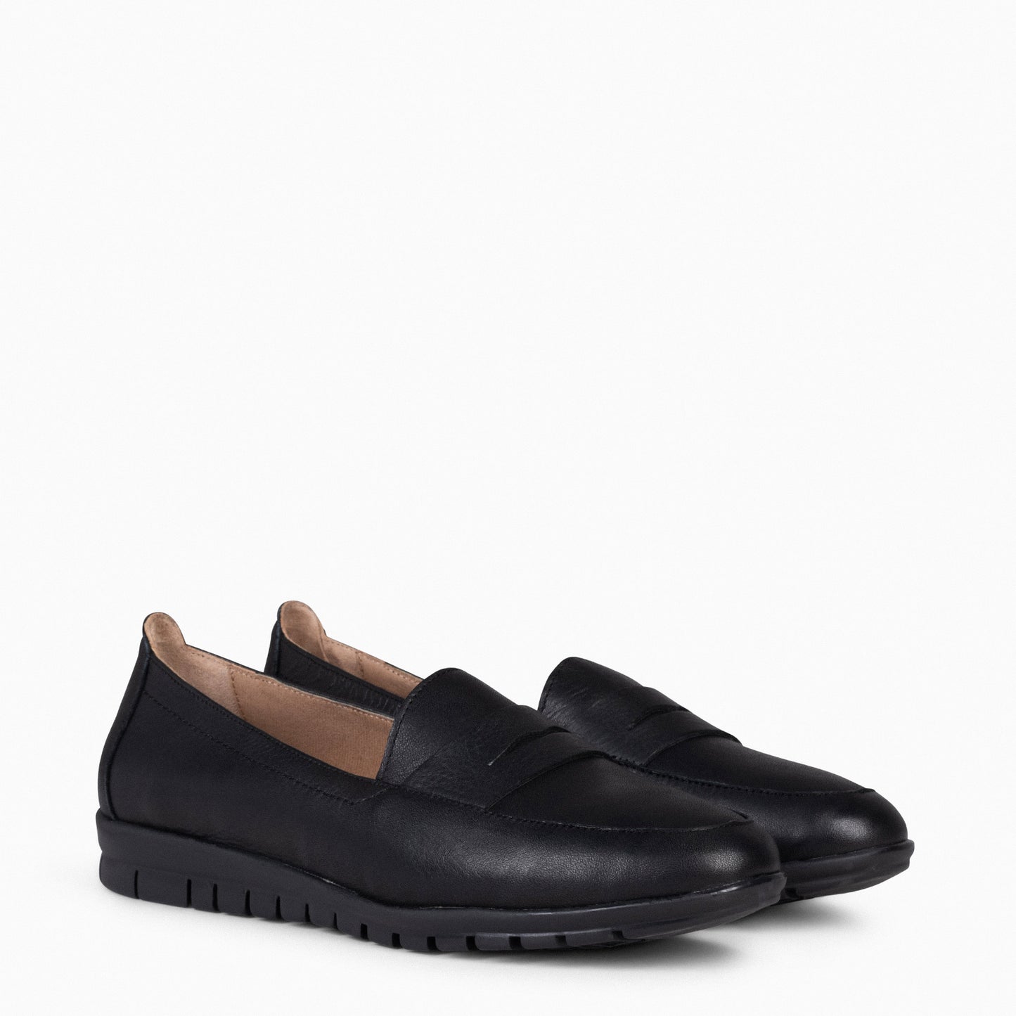 360 – Mocasines con antifaz y cuña interna NEGRO