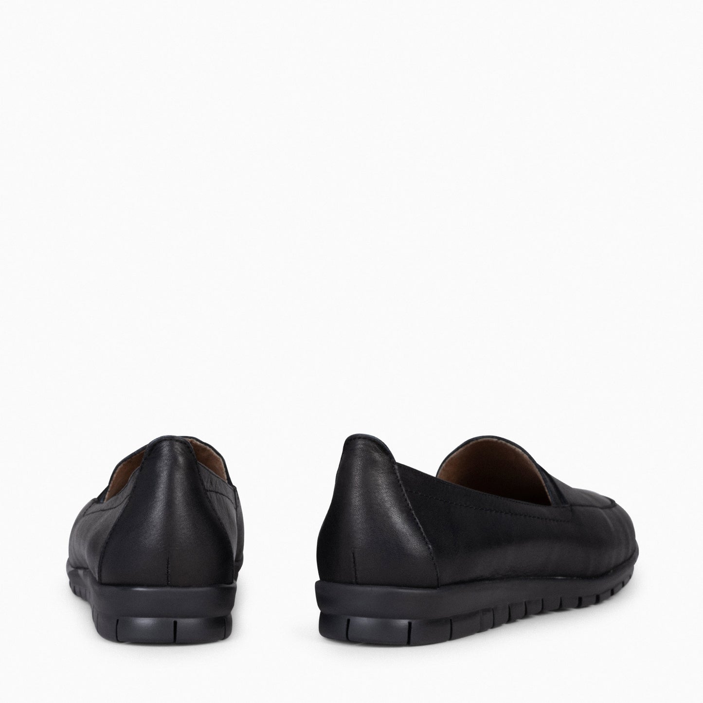 360 – Mocasines con antifaz y cuña interna NEGRO