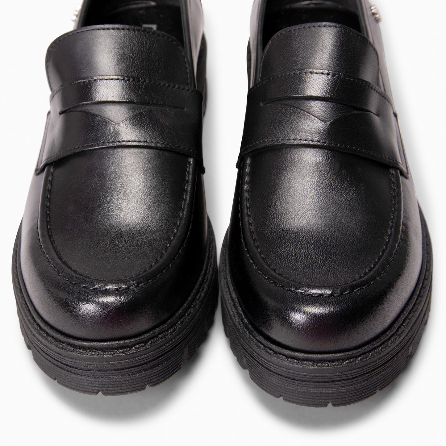 TRAVIS - Mocasin de piel de napa cepillada  NEGRO