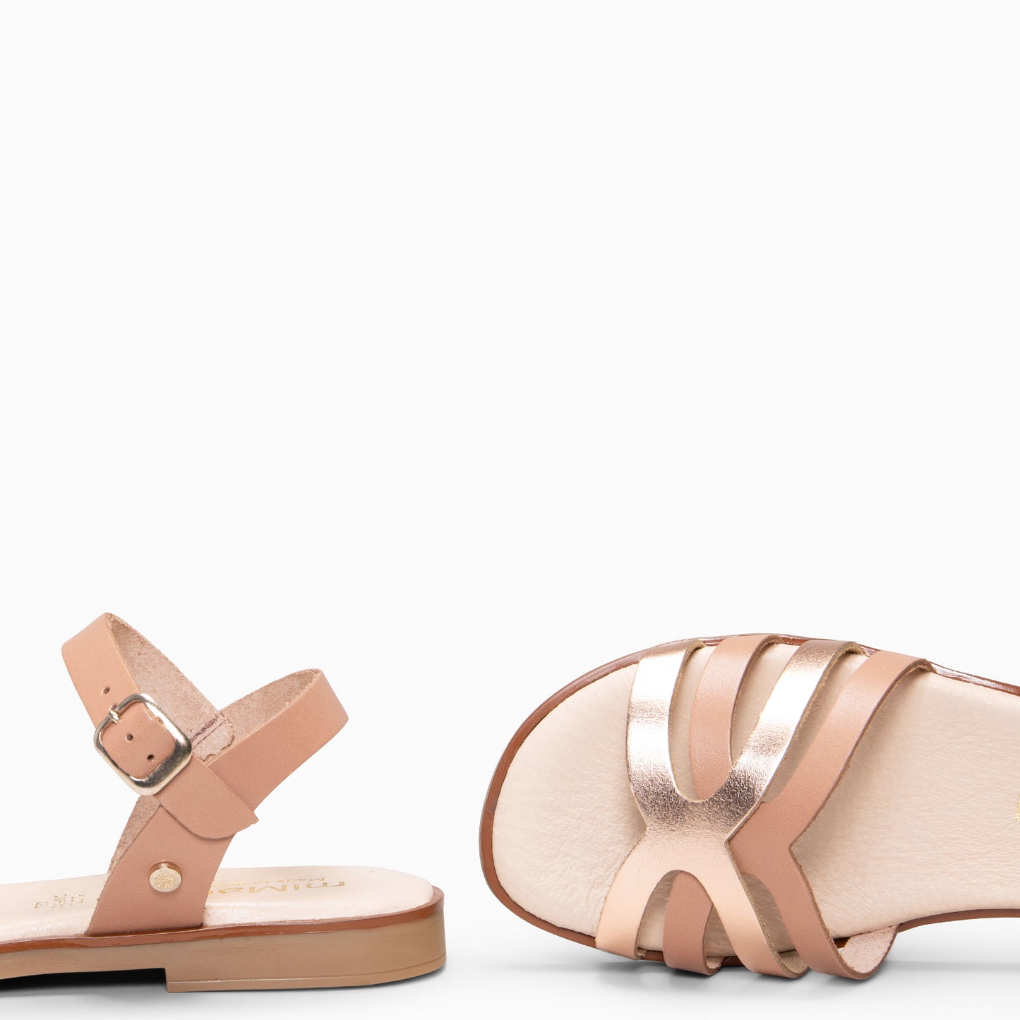 BELISA- Sandalia plana de piel de vaquetilla en NUDE ORO ROSA