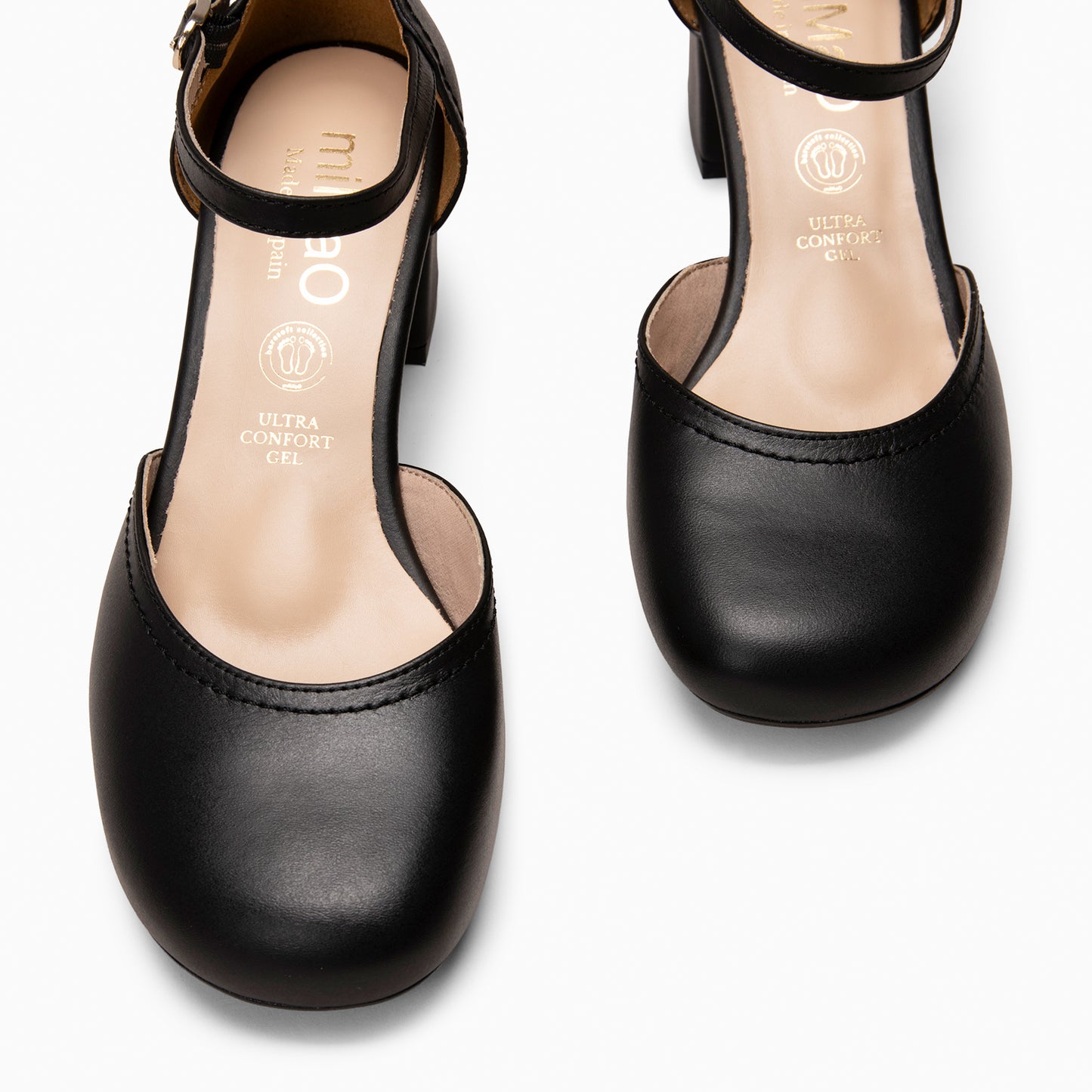 RIO - Tacones de Cuero con Correa al Tobillo NEGRO