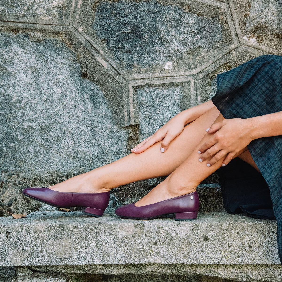 URBAN XS – Zapatos de tacón bajo GRANATE