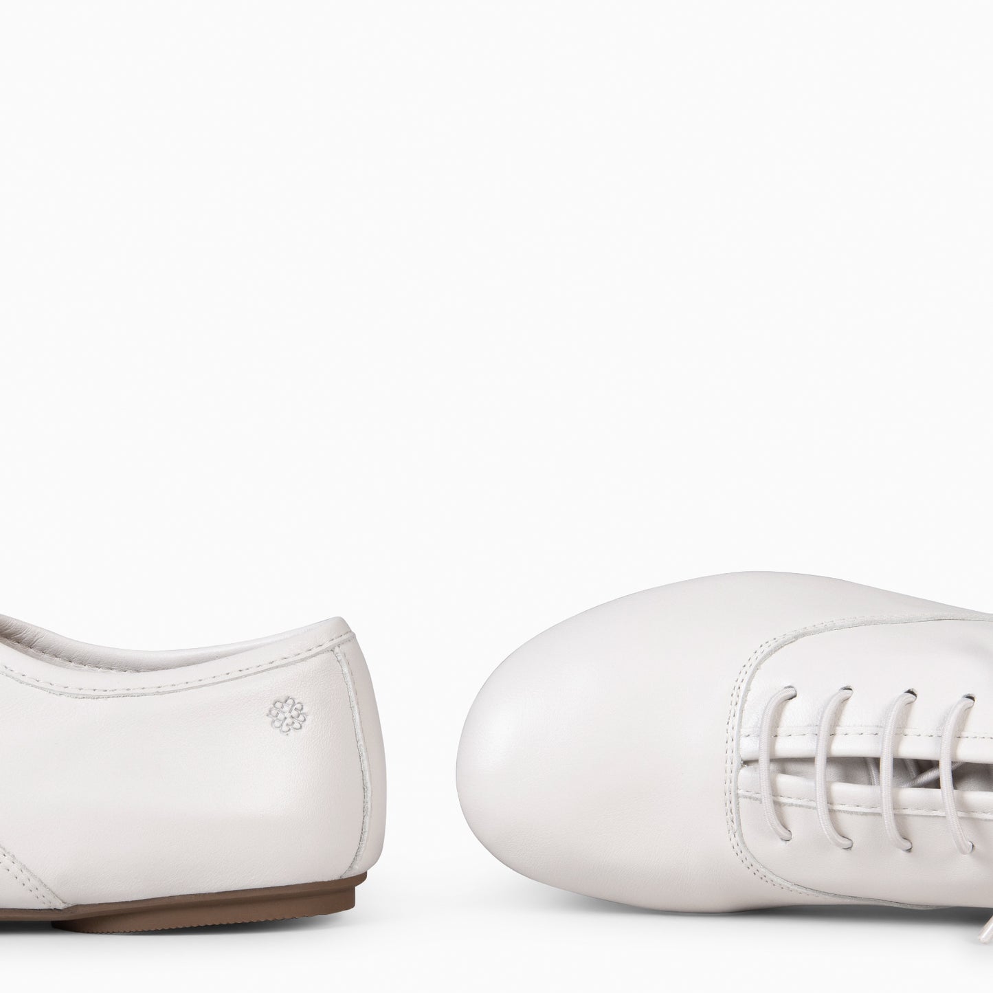 IRIA - Zapatillas Baresoft con Cordones Elásticos  BEIGE