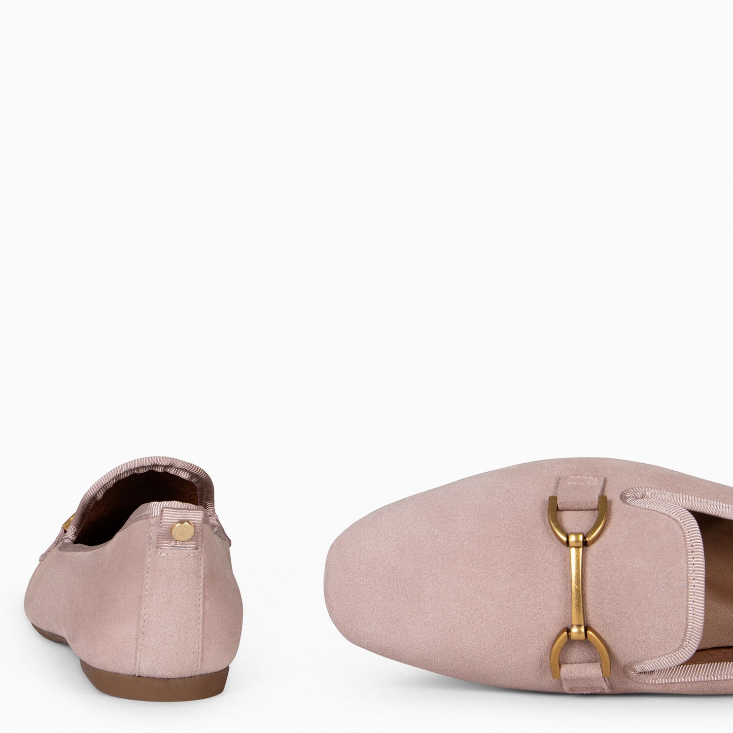 SLIPPER – Mocassins NUDE de salto baixo