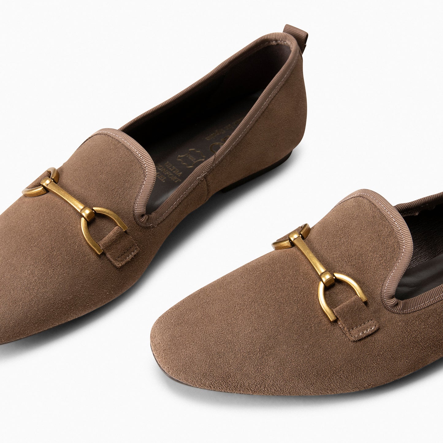 SLIPPER – Mocassins TAUPE de salto baixo