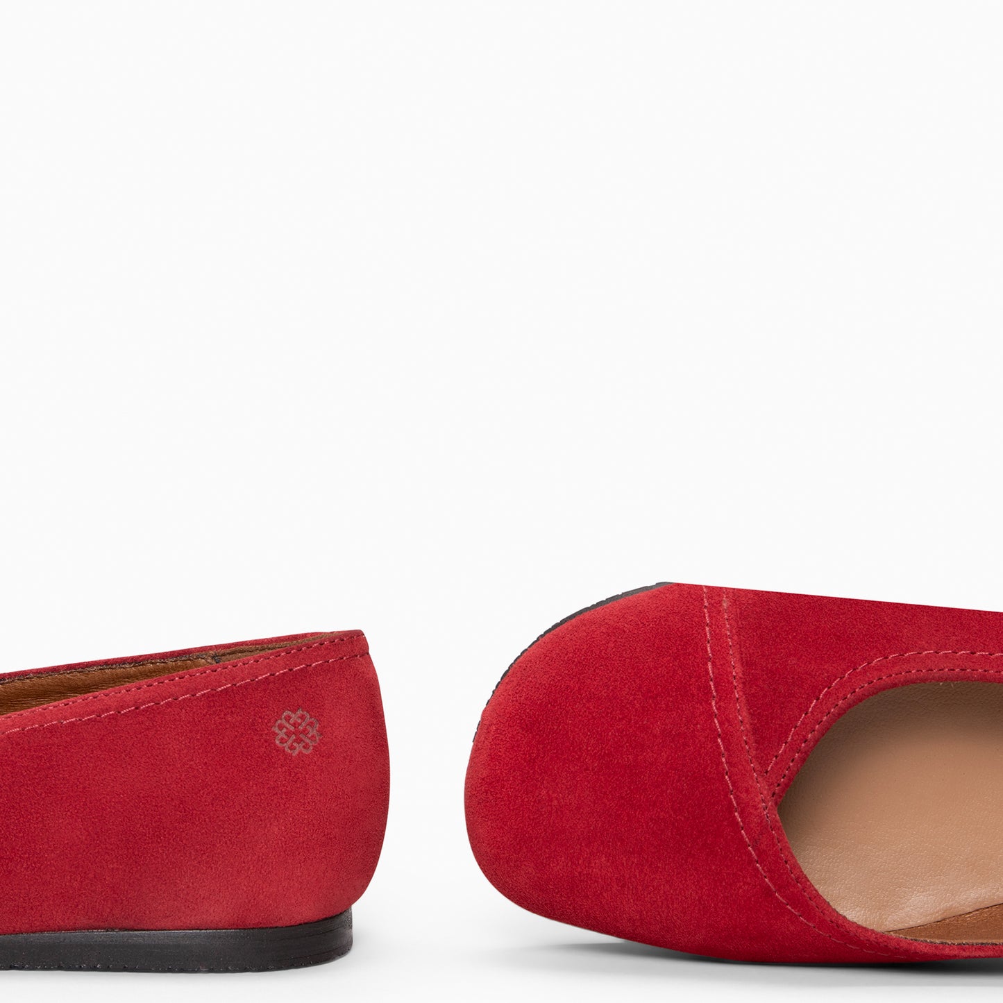 PLUMA – BAILARINA BARESOFT BURDEOS