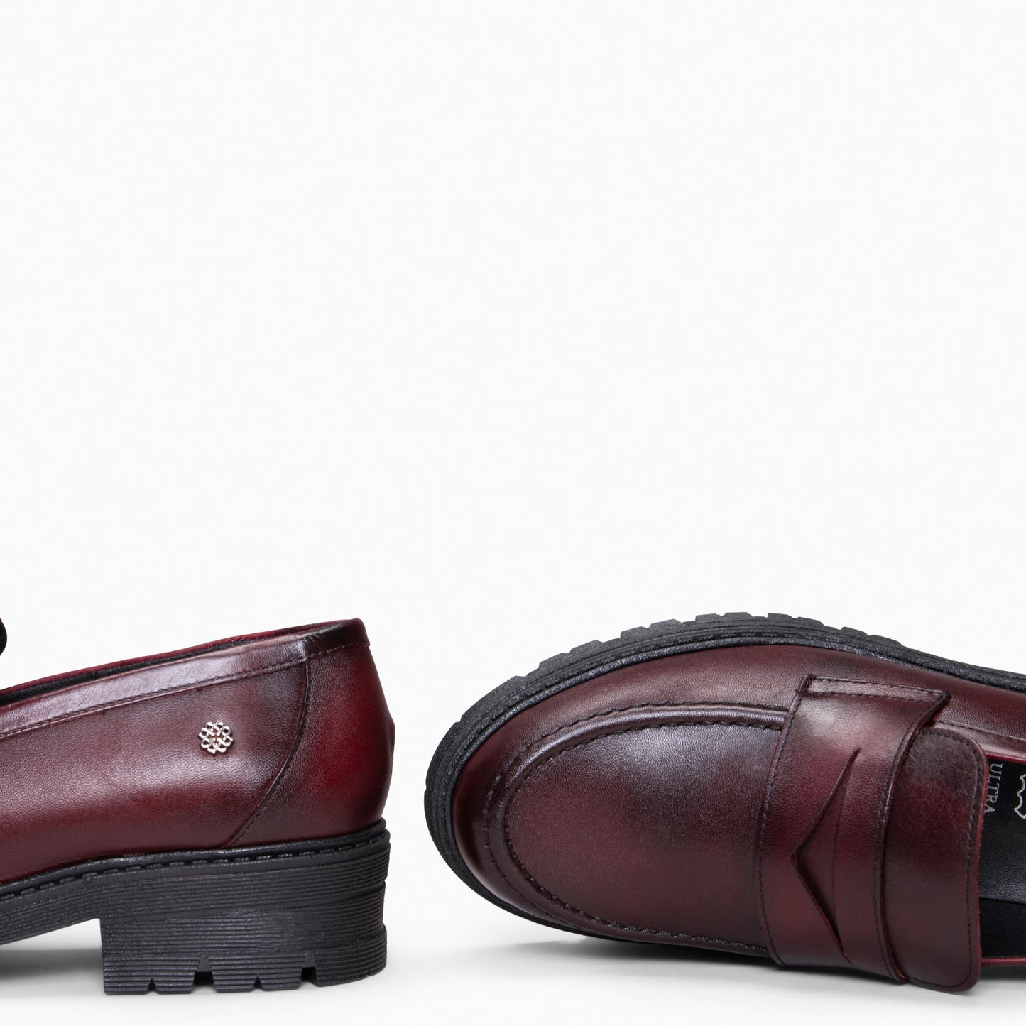 TRAVIS - Mocasin de piel de napa cepillada  BURDEOS