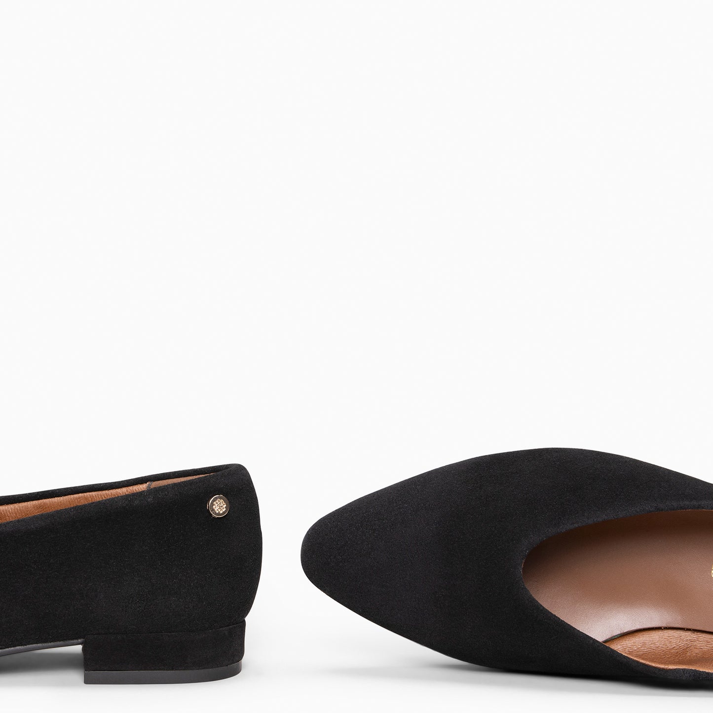 URBAN LACY – Bailarina con tacón bajo en piel de serraje NEGRO