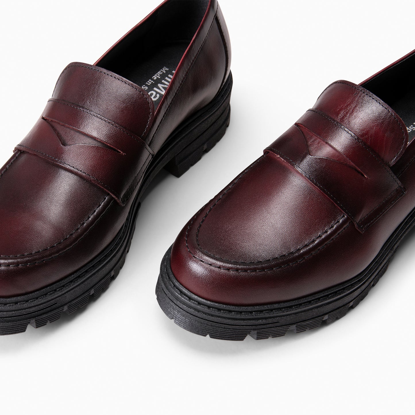 TRAVIS - Mocasin de piel de napa cepillada  BURDEOS