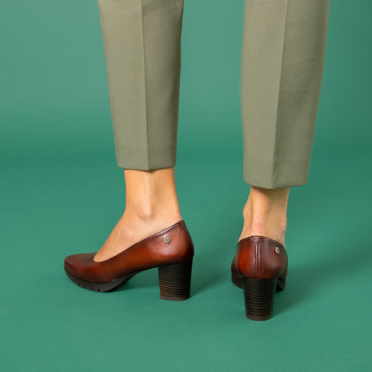 URBAN TREND S - Zapatos de tacón y plataforma TABACO