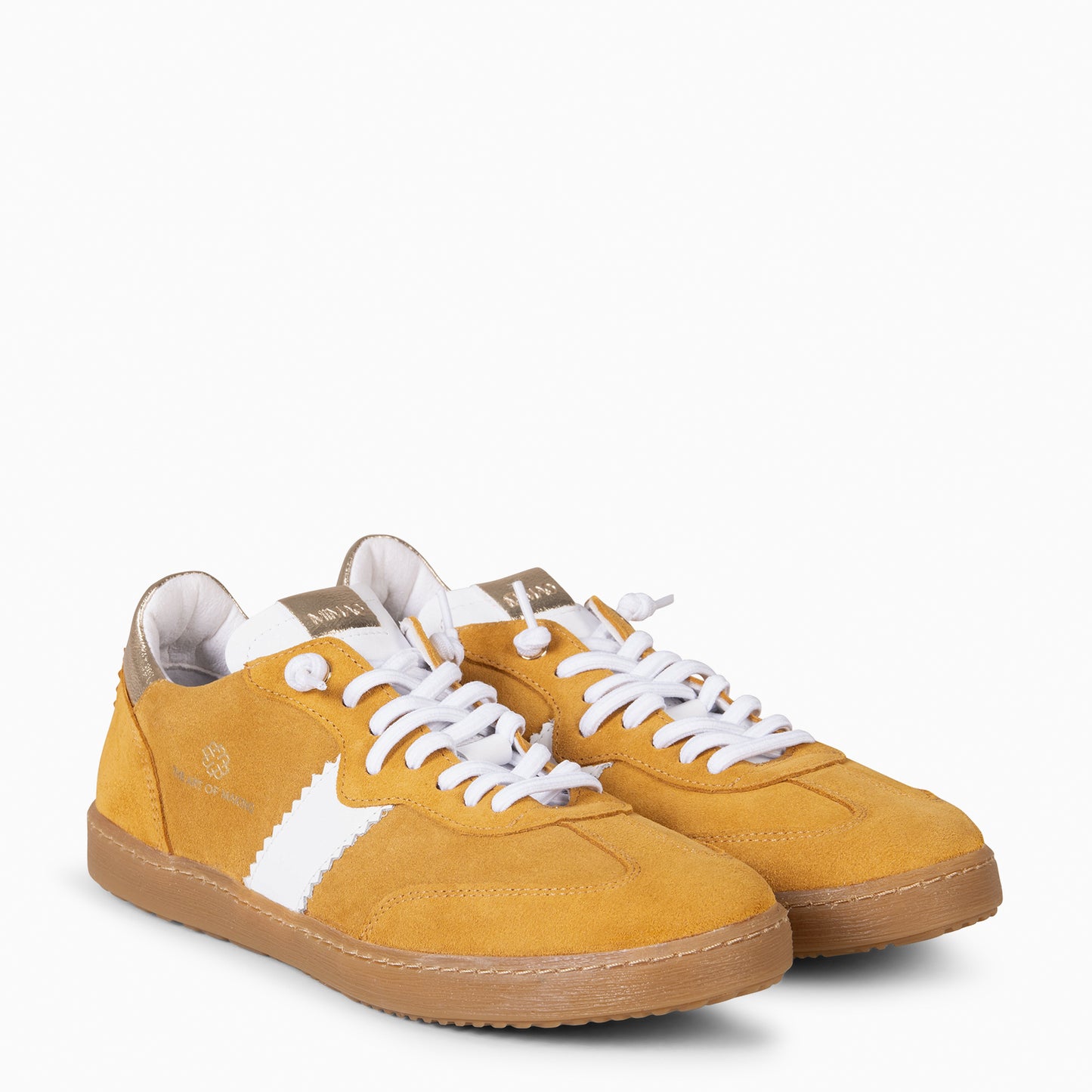 STÜDIO 01 - DEPORTIVOS MOSTAZA