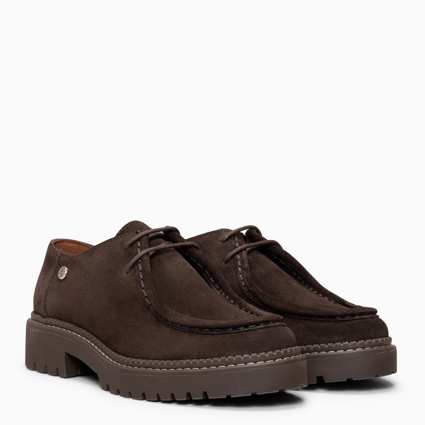 YALE – Mocasin con suela track con cordones  MARRON