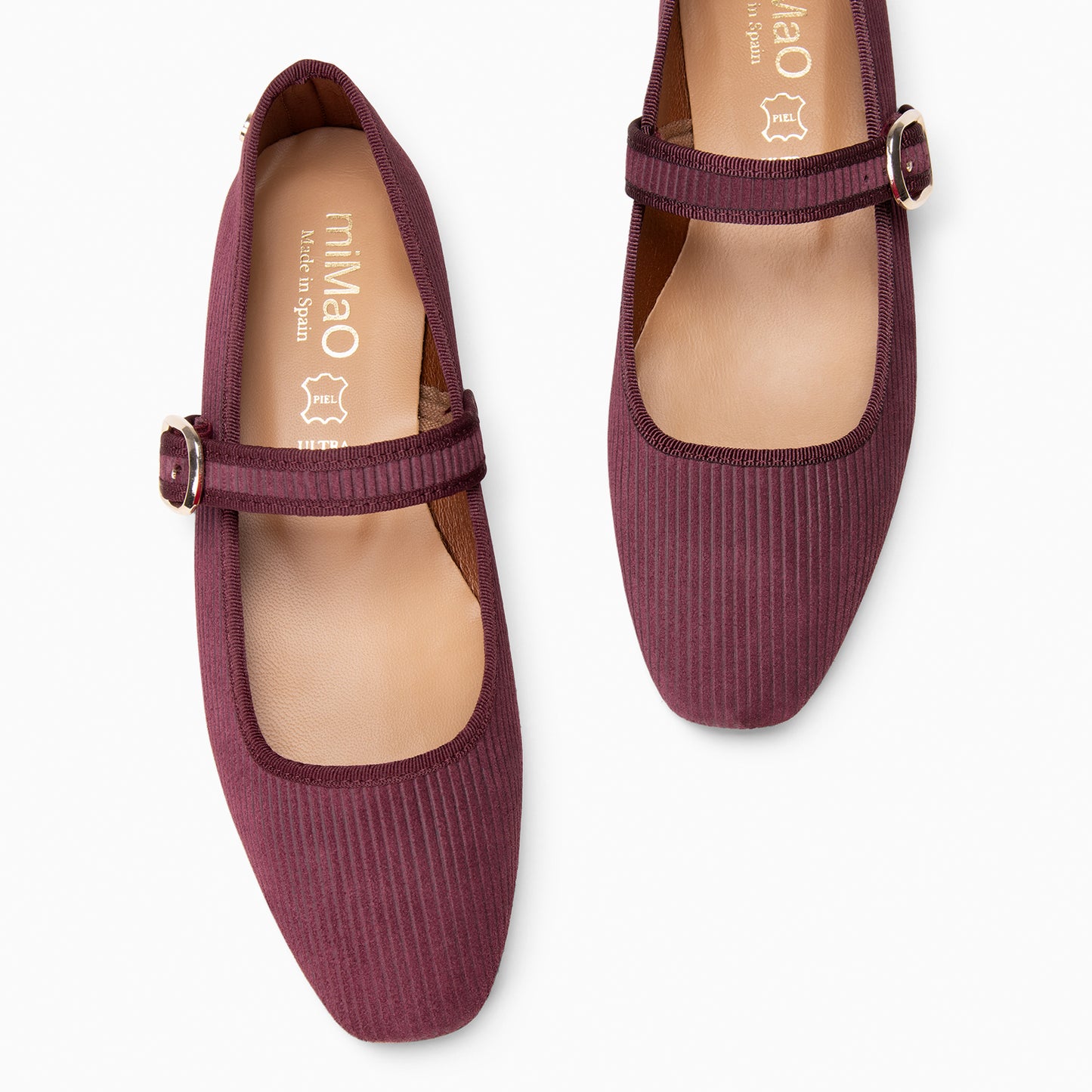 LARA – Merceditas con tira de pana en BURDEOS