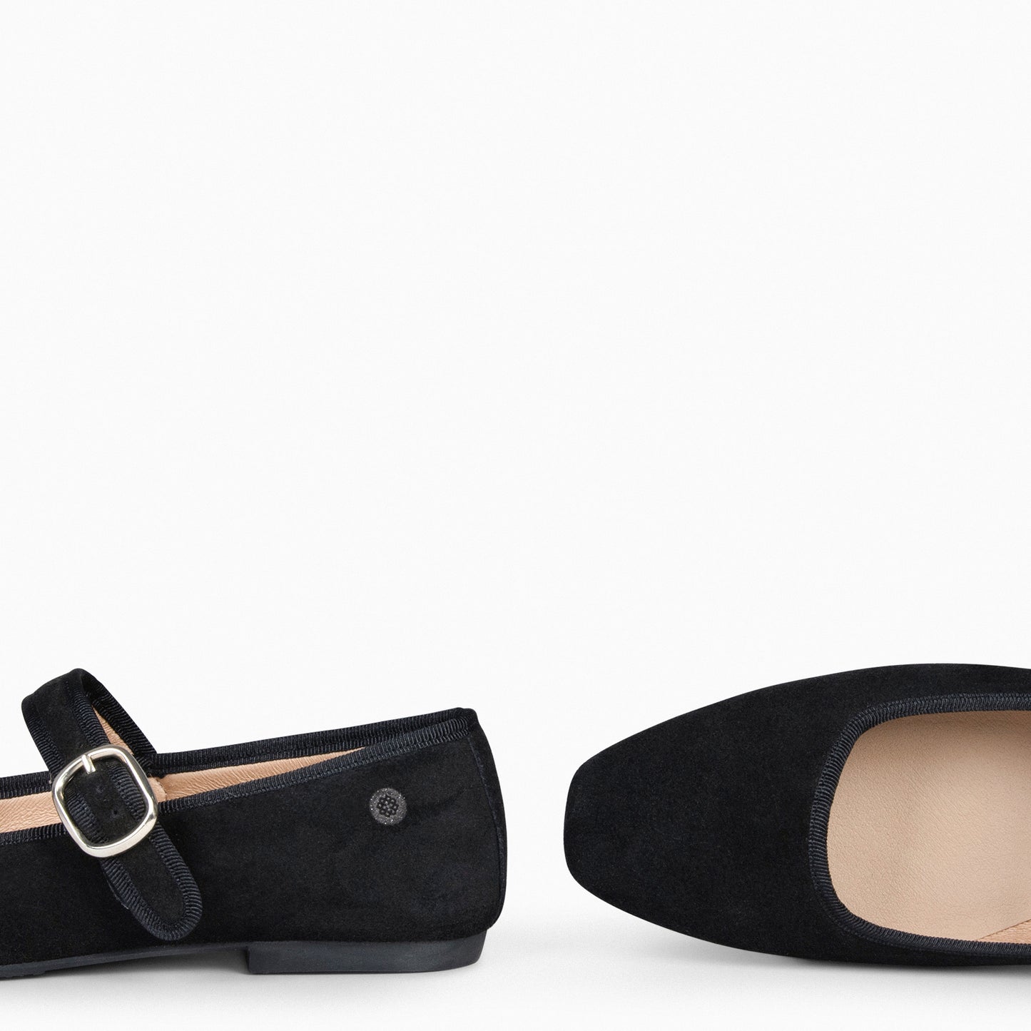 CLARA - Mercedita con puntera cuadrada NEGRO