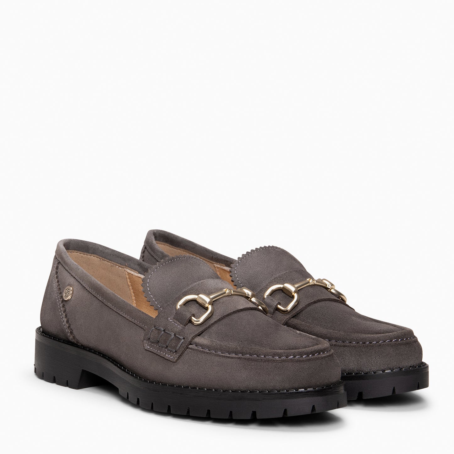 TREVILLA - Mocasín con aplique metálico GRIS