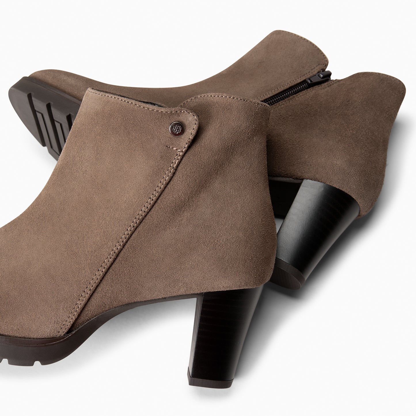 PRAGA – Botines con tacón de piel de seraje TAUPE