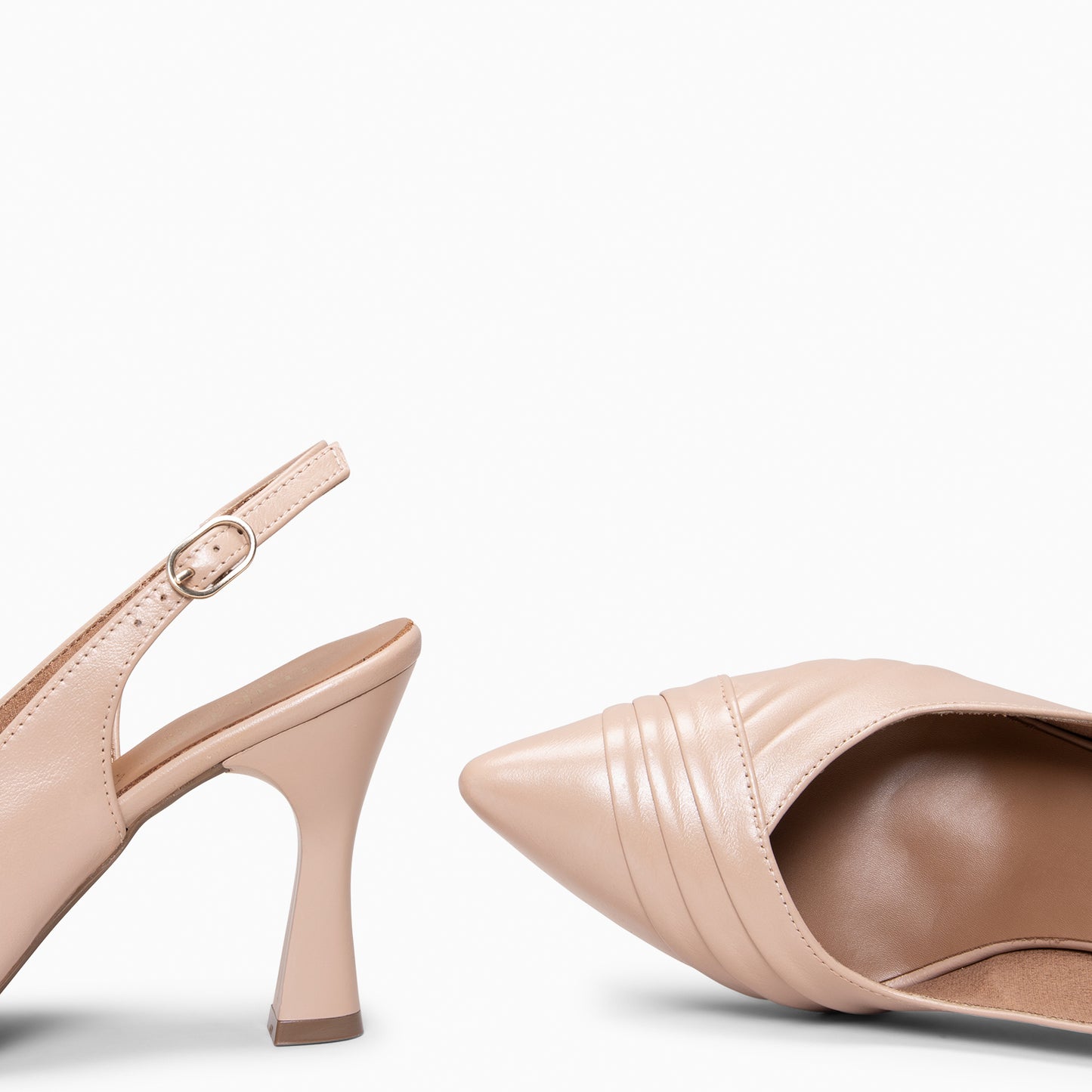 CARLA– Zapato de tacón alto destalonado NUDE