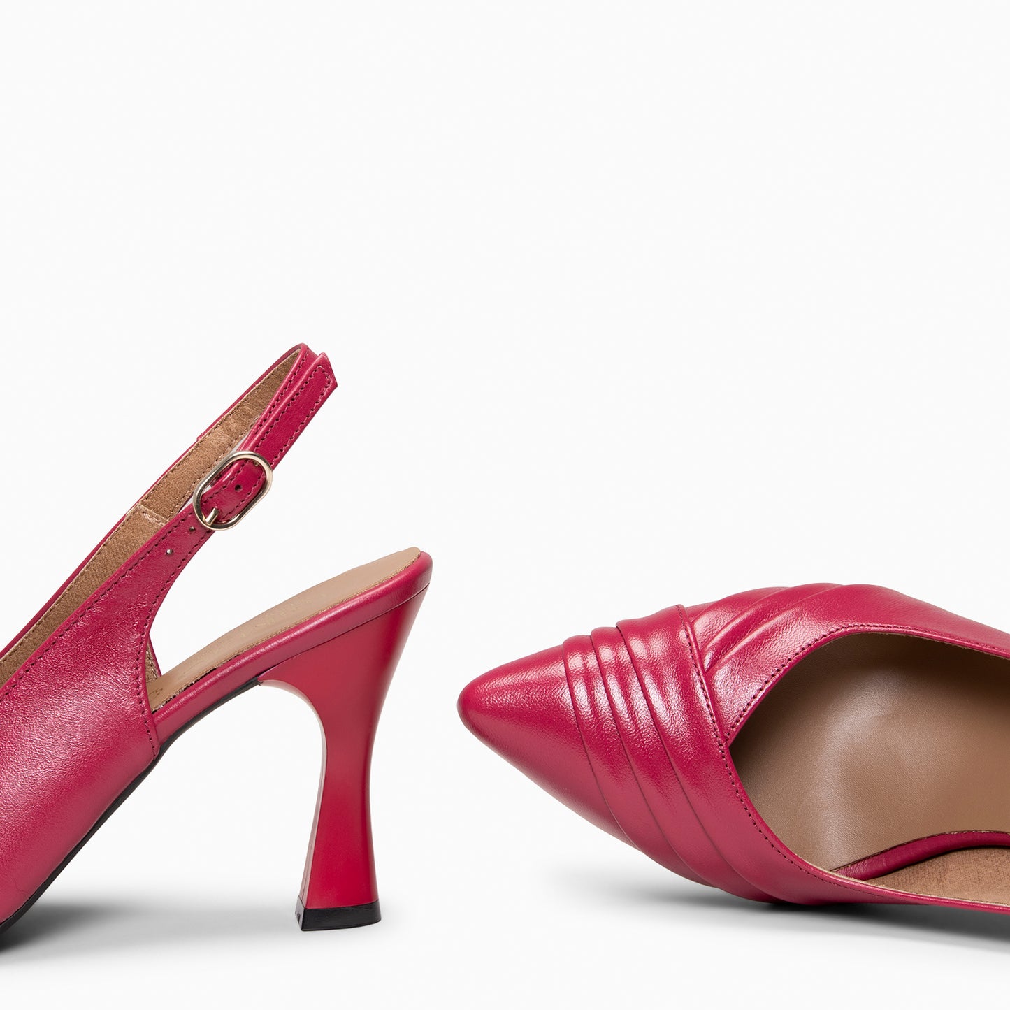 CARLA– Zapato de tacón alto destalonado CEREZA