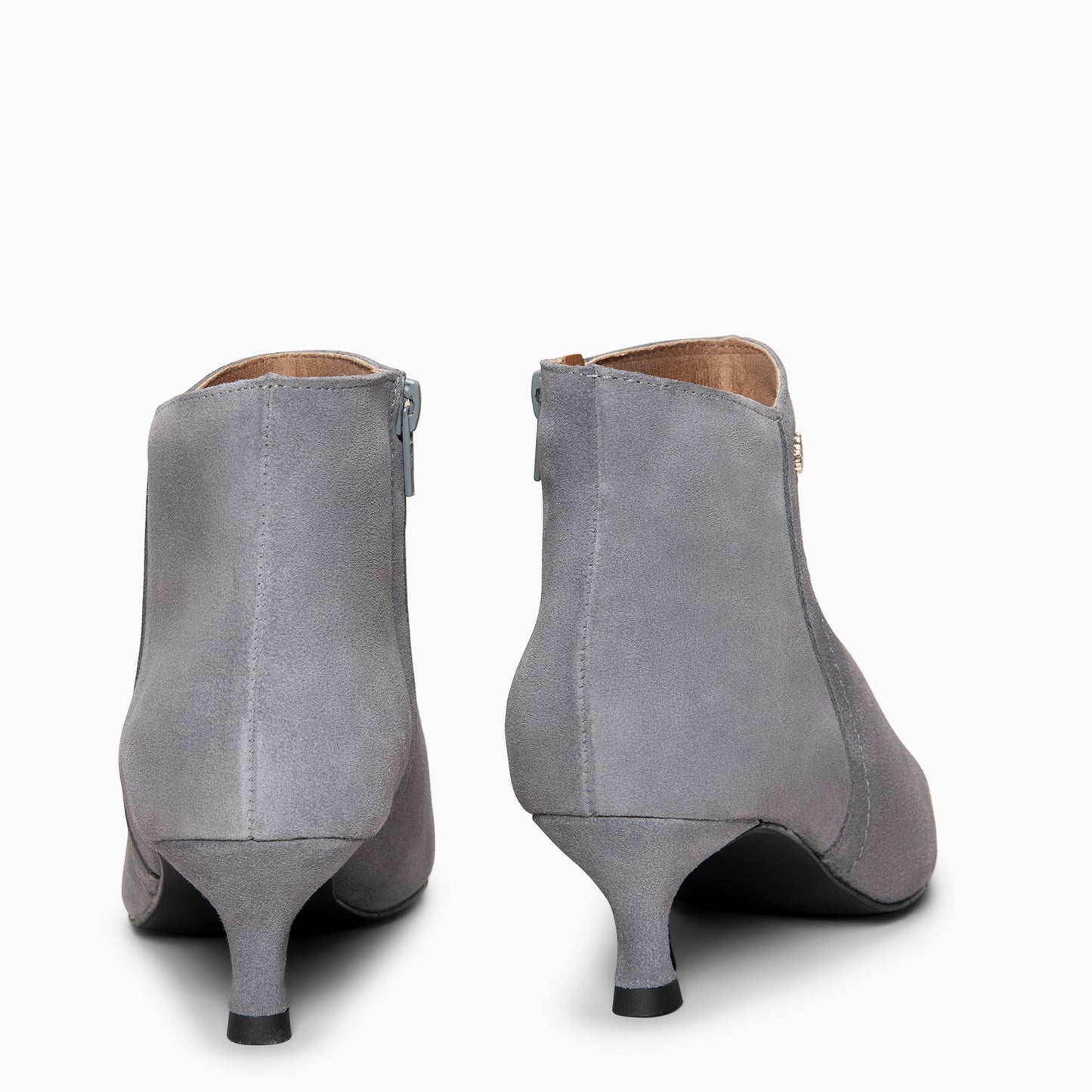 LORD– Botines tacón bajo GRIS