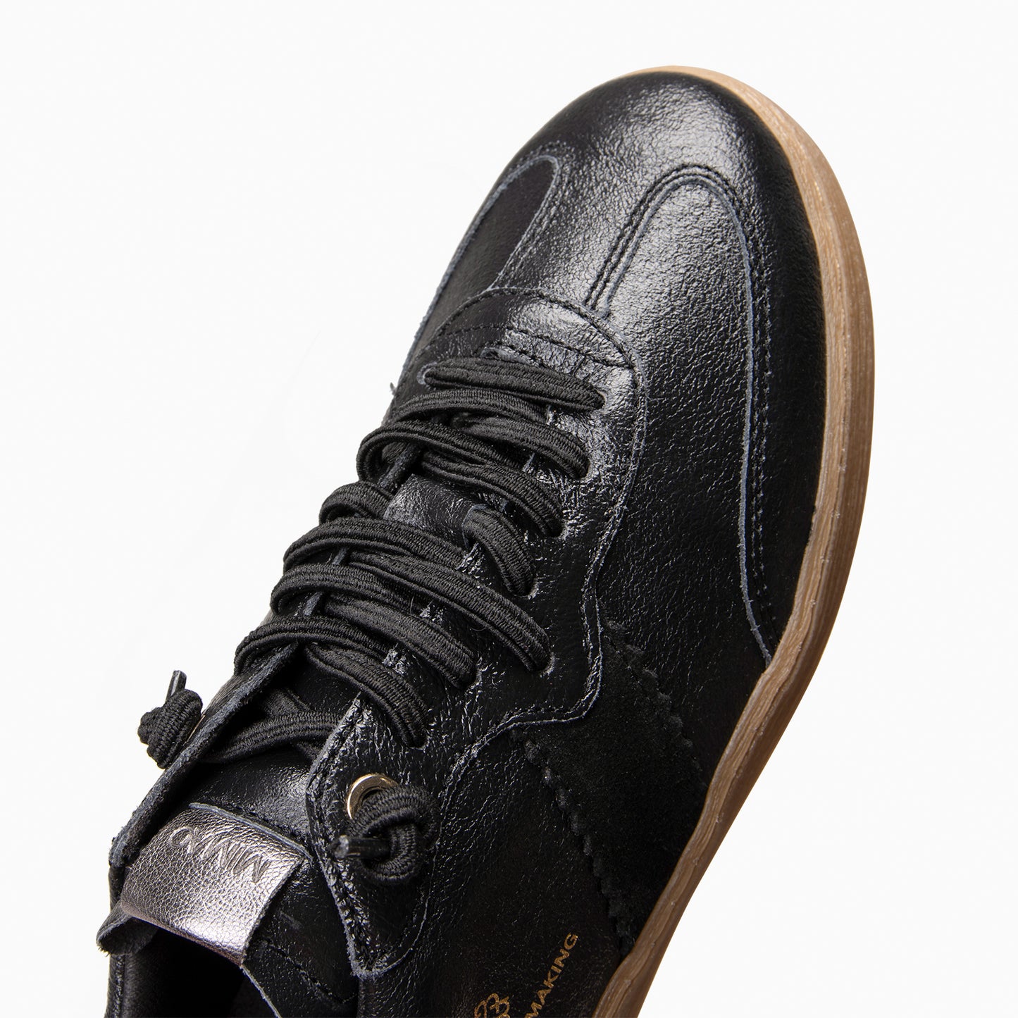 STÜDIO 01 - Deportivos CHAROL NEGRO