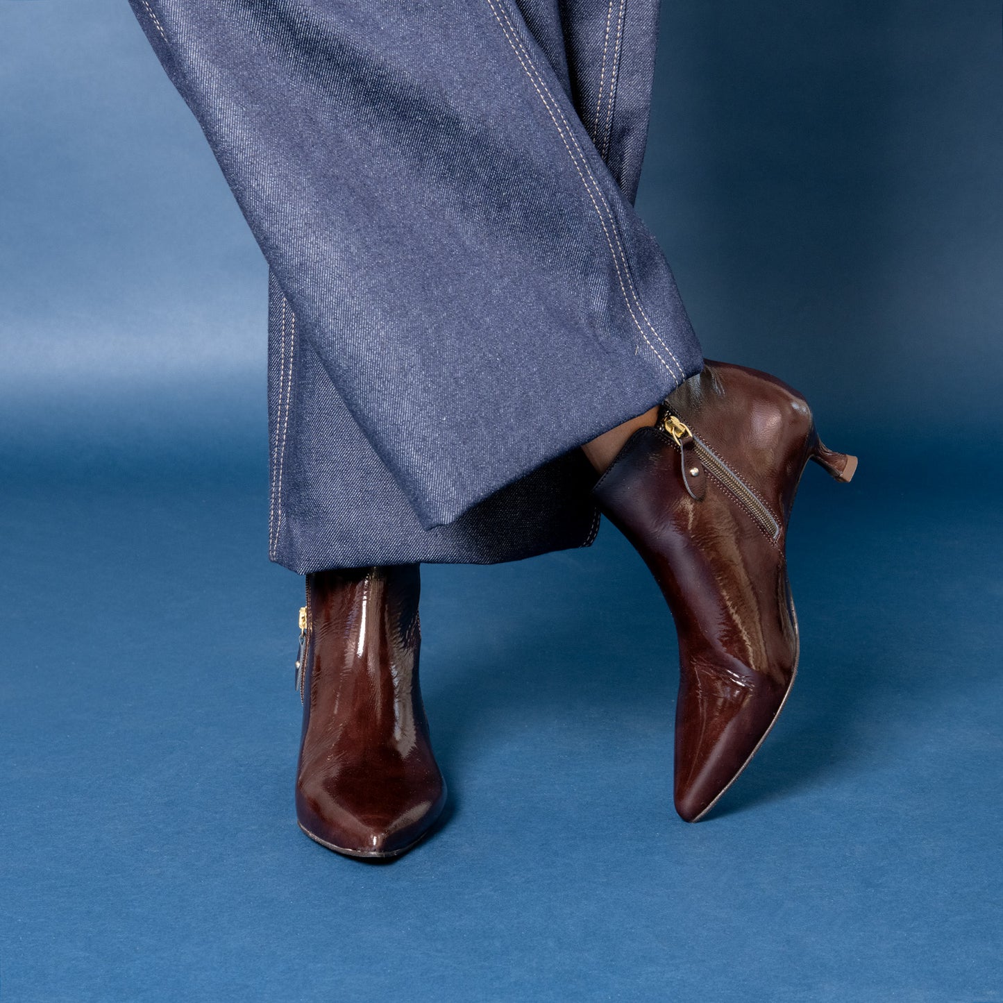 ROYAL – Botines tacón bajo MARRON