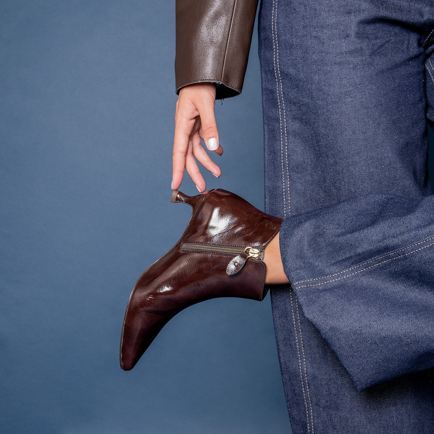 ROYAL – Botines tacón bajo MARRON