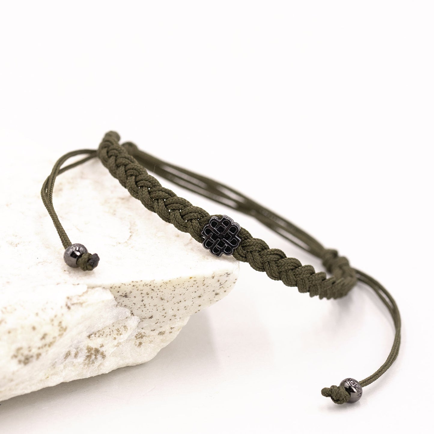 PULSERA KAKI DE LA RESILIENCIA