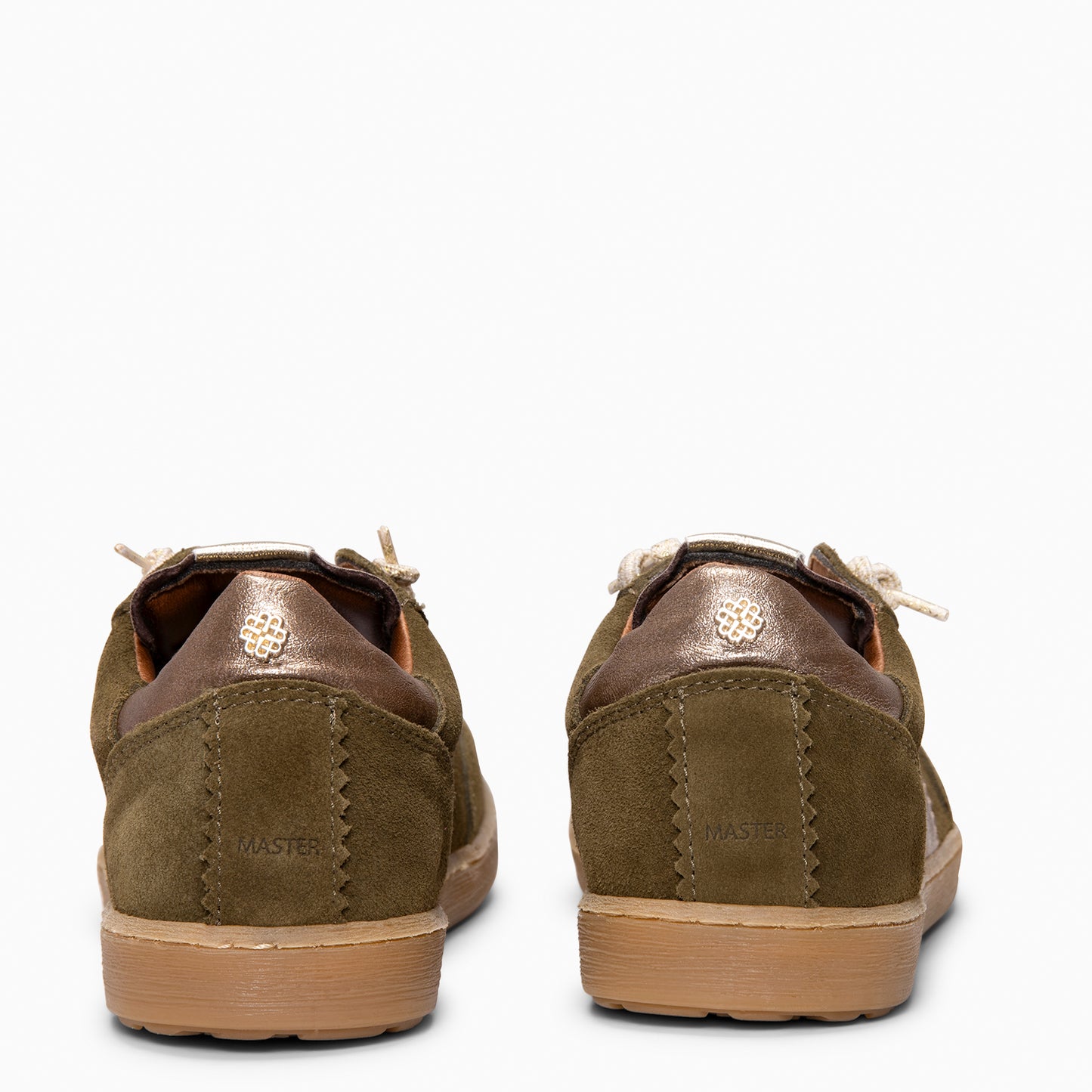 STÜDIO 01 - Deportivos  KAQUI