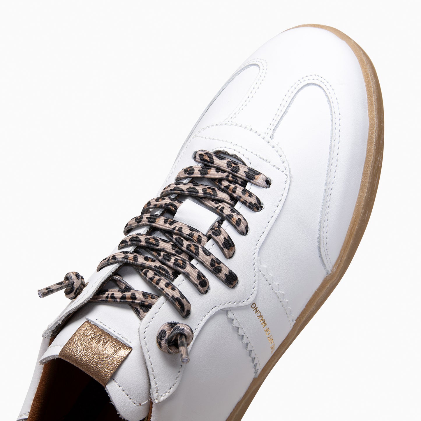 STÜDIO 01 - Deportivos  BLANCO LEOPARDO