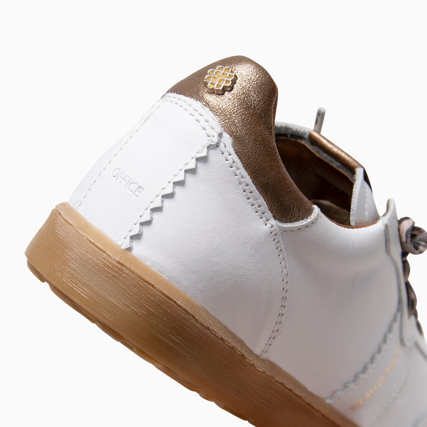 STÜDIO 01 - Deportivos  BLANCO LEOPARDO