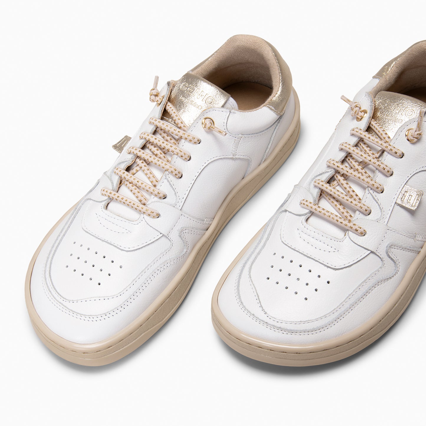 GEN-IO– zapatilas estilo barefoot  BLANCO ORO