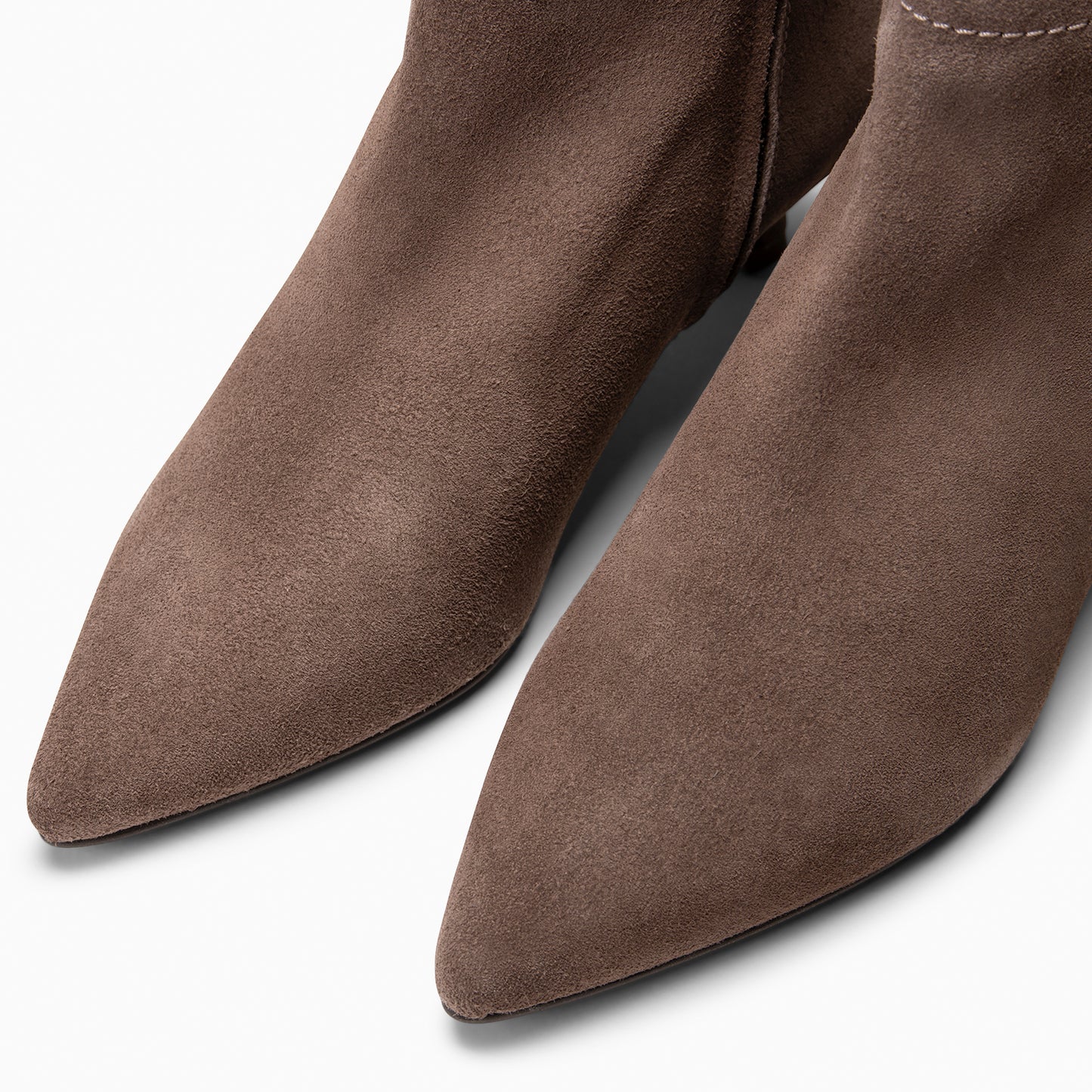 LORD– Botines tacón bajo TAUPE